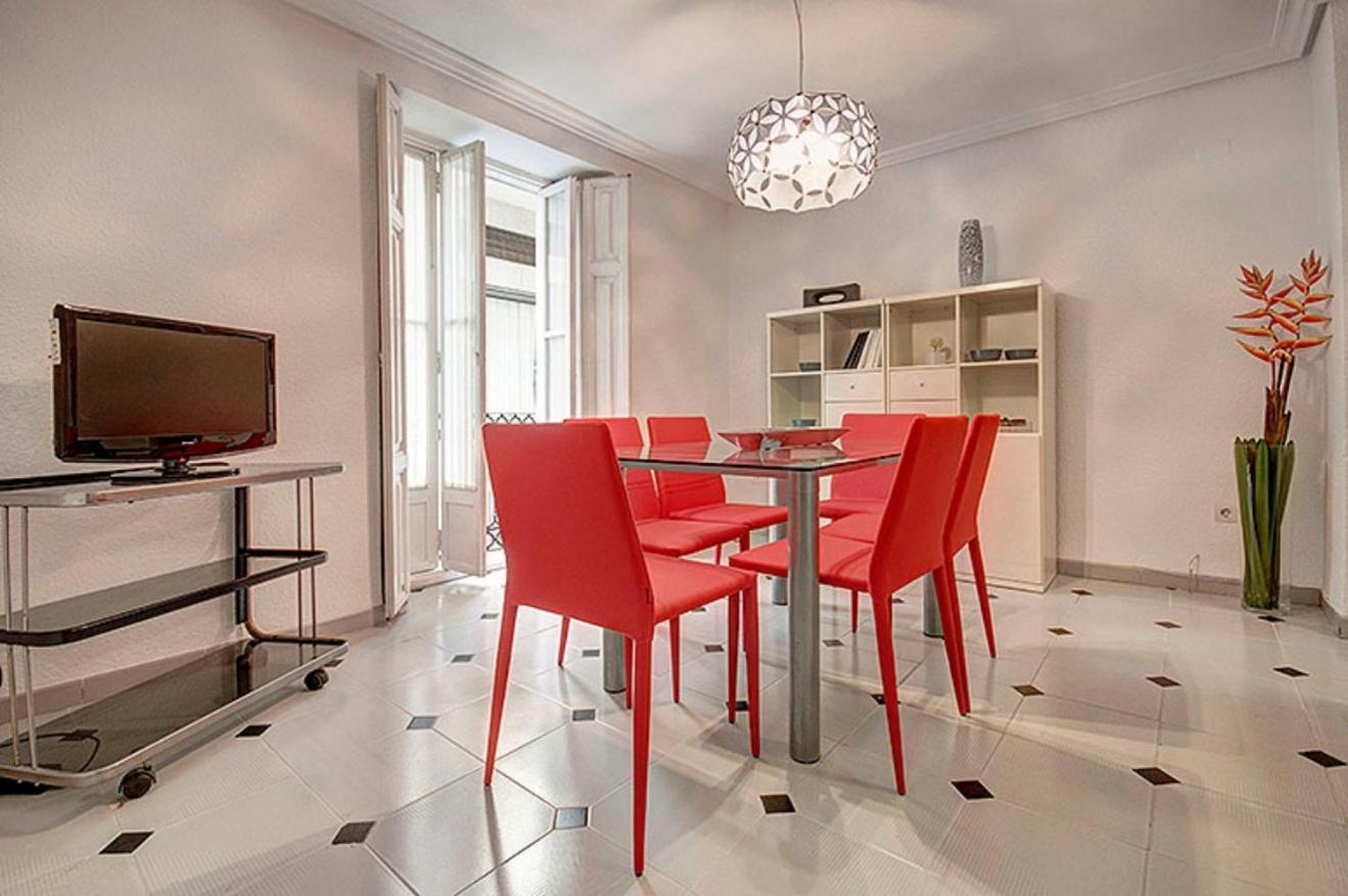 Beds & Breaks Danna Apartment Valencia Bagian luar foto