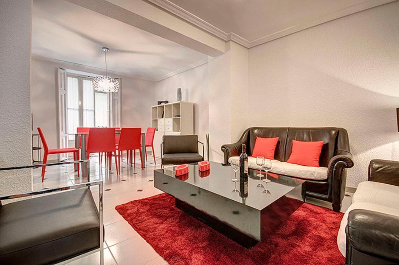 Beds & Breaks Danna Apartment Valencia Bagian luar foto